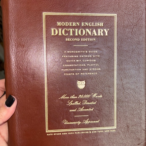 Kate Spade dictionary leather tablet holder - Picture 2 of 13